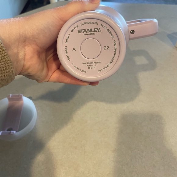 Lilac Stanley - Picture 4 of 6